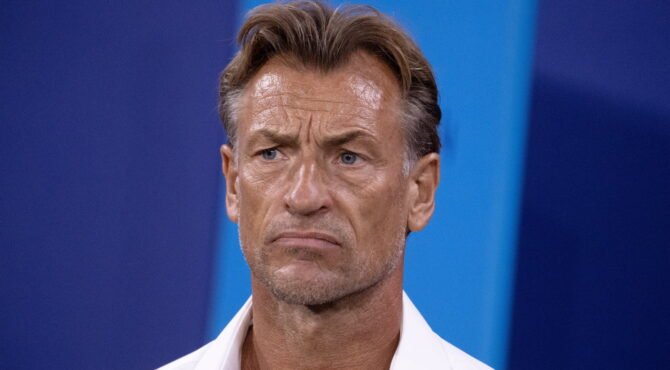 Exclu Onze Fennec : Renard ne prendra jamais les rênes de l’équipe d’Algérie 18 Hervé Renard