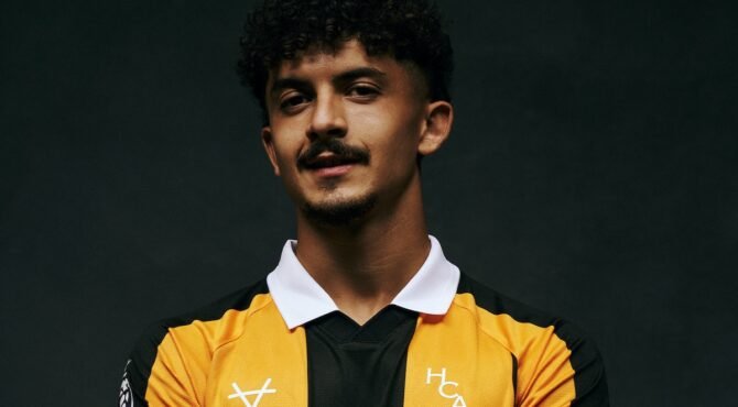 Sous les yeux de Lakhdar, Belloumi fils s’offre un départ canon en Premier League 17 Bachir Belloumi