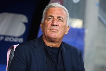 Équipe d'Algérie : la note complète, voici combien Petković a touché après son départ 8 Petković