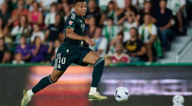 Ballon d’Or 2026 : le tour de passe-passe inédit de Mbappé 16 Kylian Mbappé, Ballon d’Or 2026